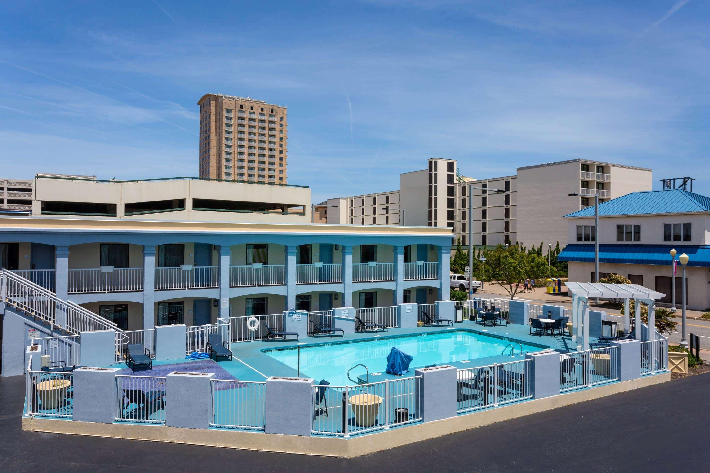 Ramada By Wyndham Virginia Beach Exterior foto
