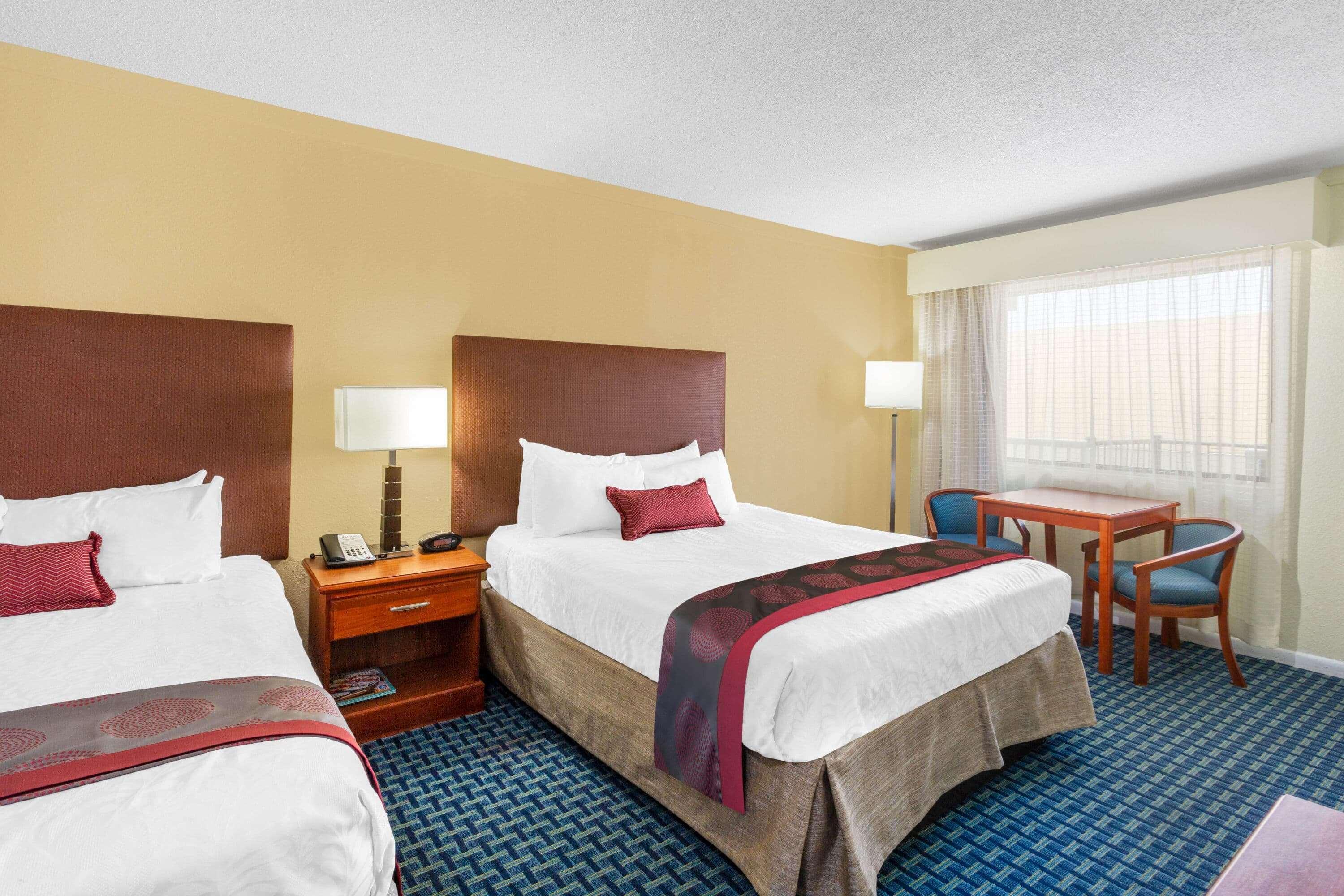 Ramada By Wyndham Virginia Beach Exterior foto