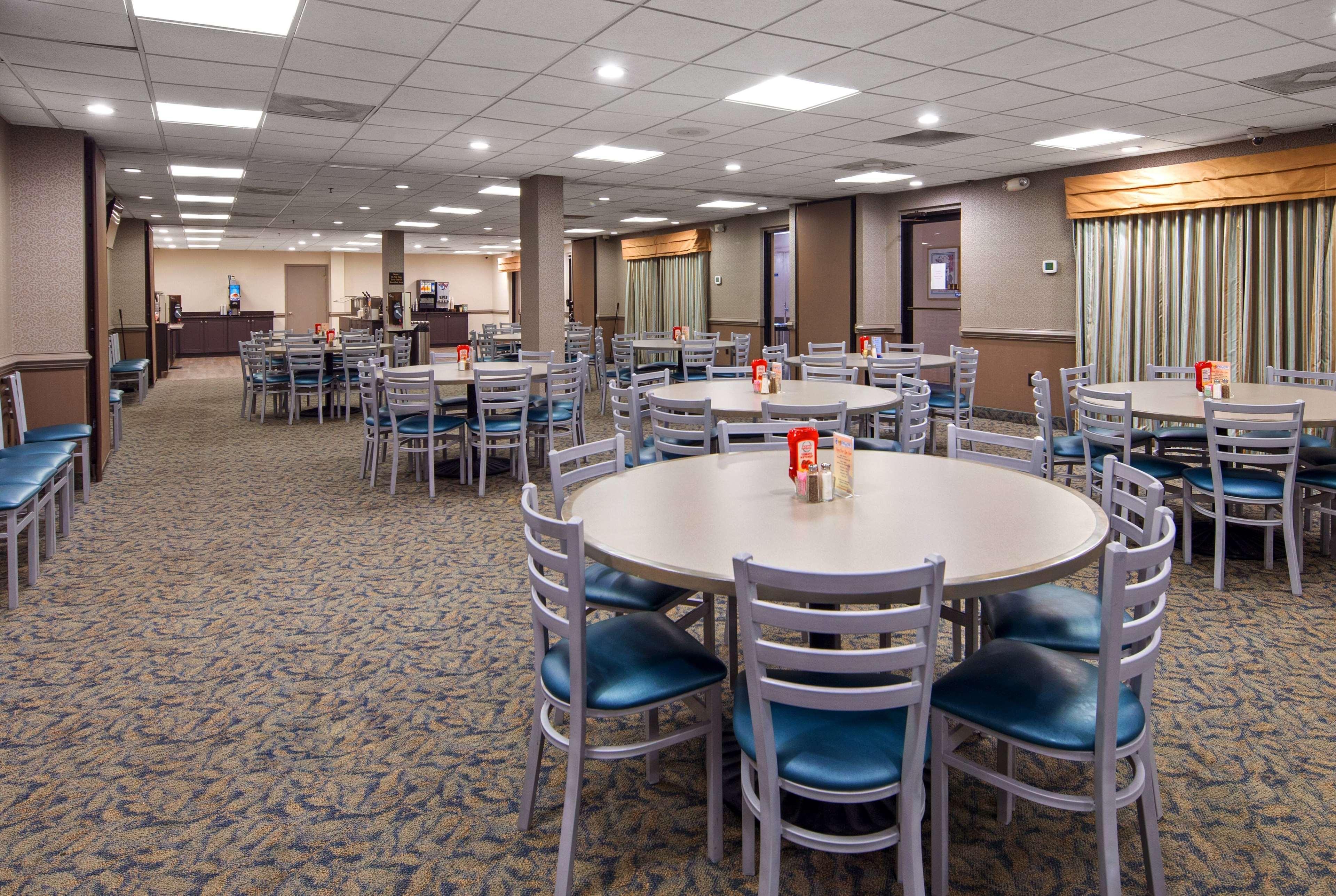 Ramada By Wyndham Virginia Beach Exterior foto