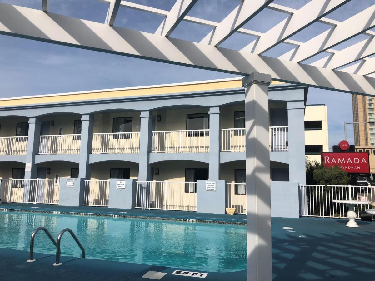 Ramada By Wyndham Virginia Beach Exterior foto